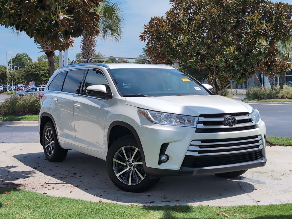 Used 2018 Toyota Highlander XLE SUV
