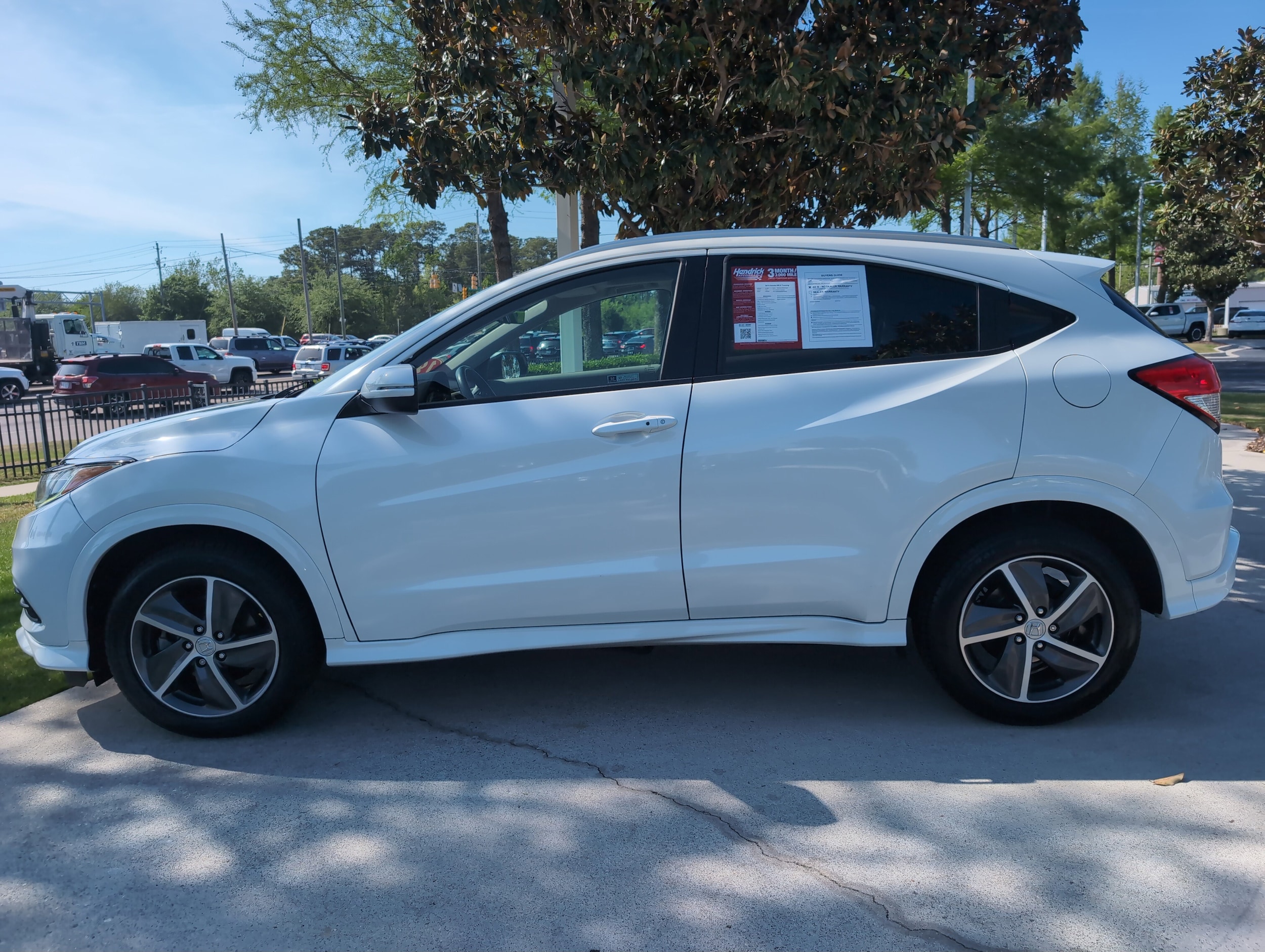 2019 Honda HR-V Touring photo 6