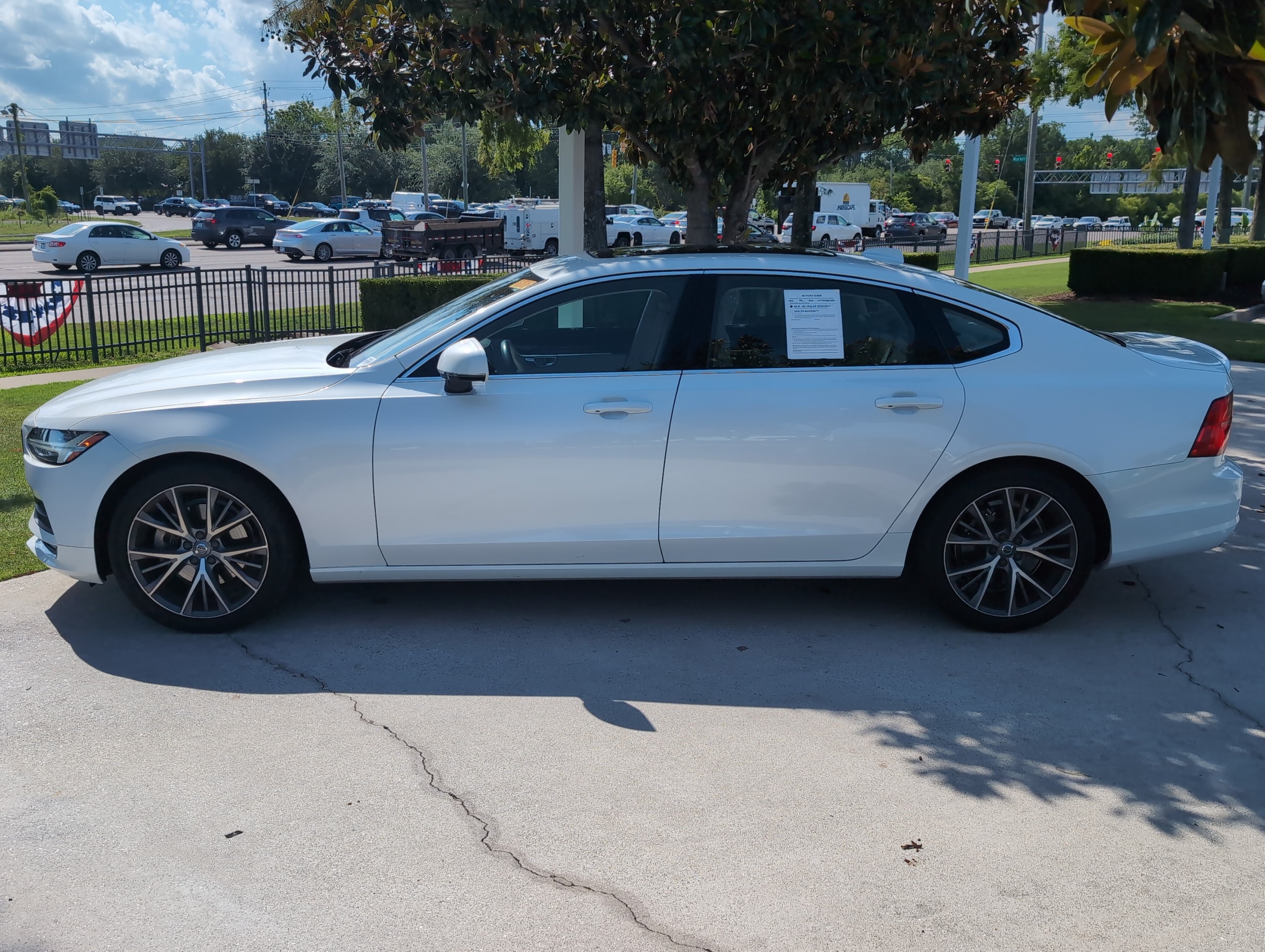 Volvo S90 Momentum