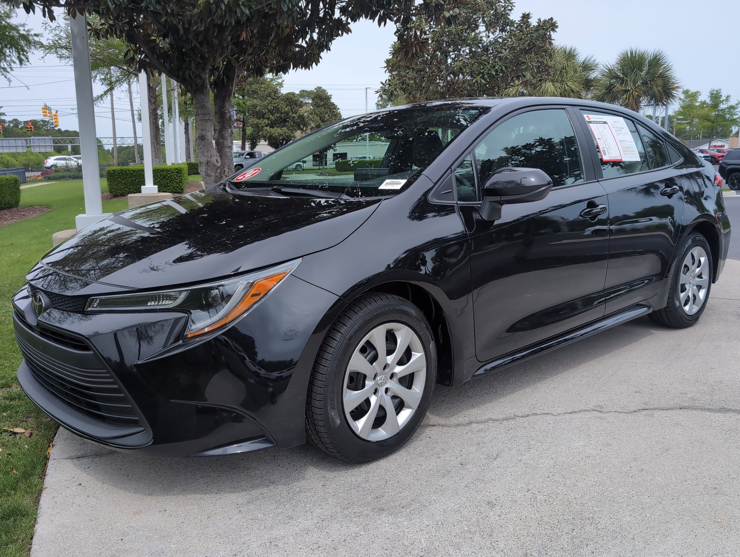 2024 Toyota Corolla LE photo 4