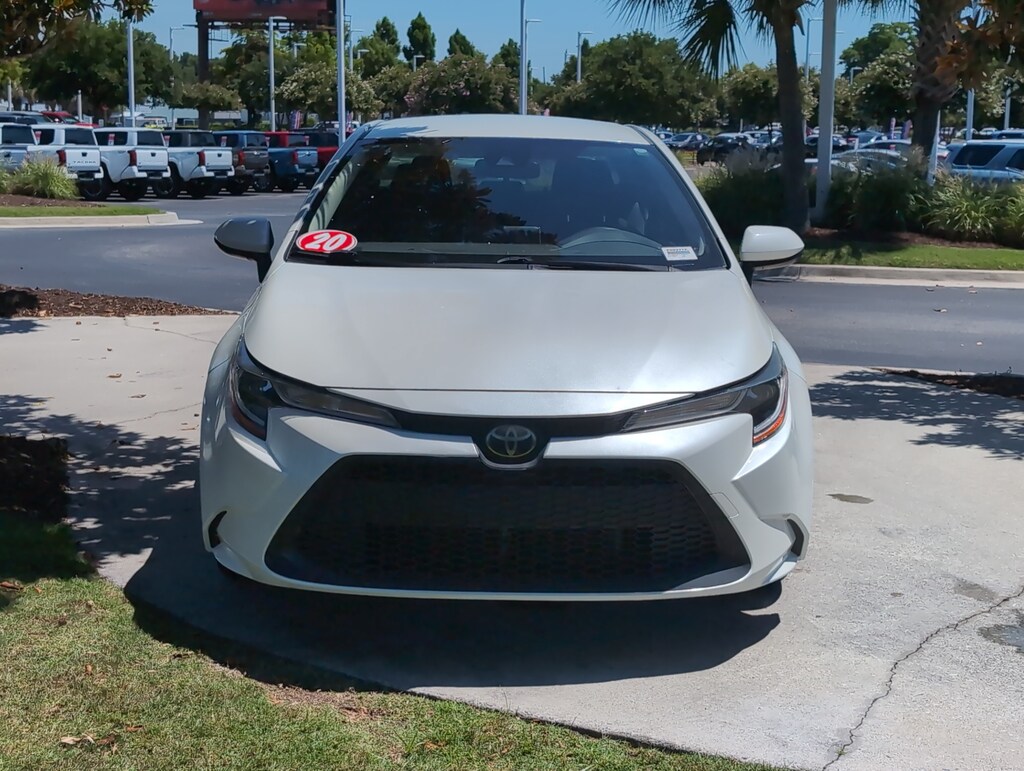 Used 2020 Toyota Corolla LE Sedan