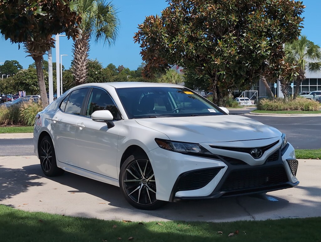 Certified 2024 Toyota Camry SE Sedan