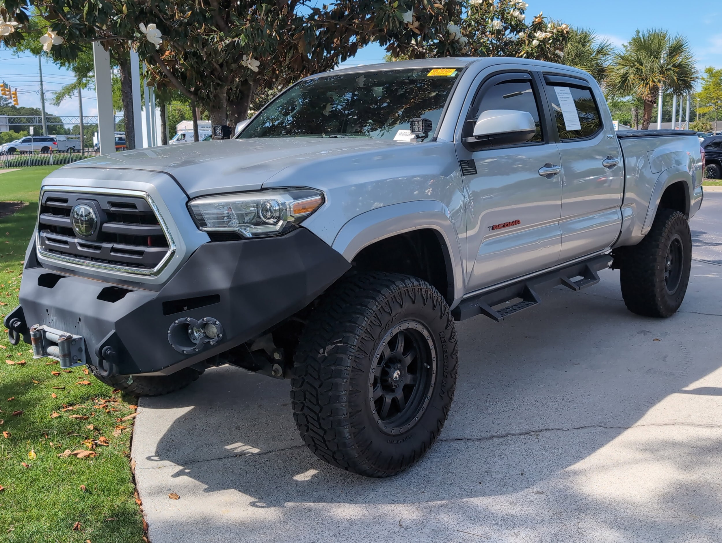 2018 Toyota Tacoma SR5 photo 5