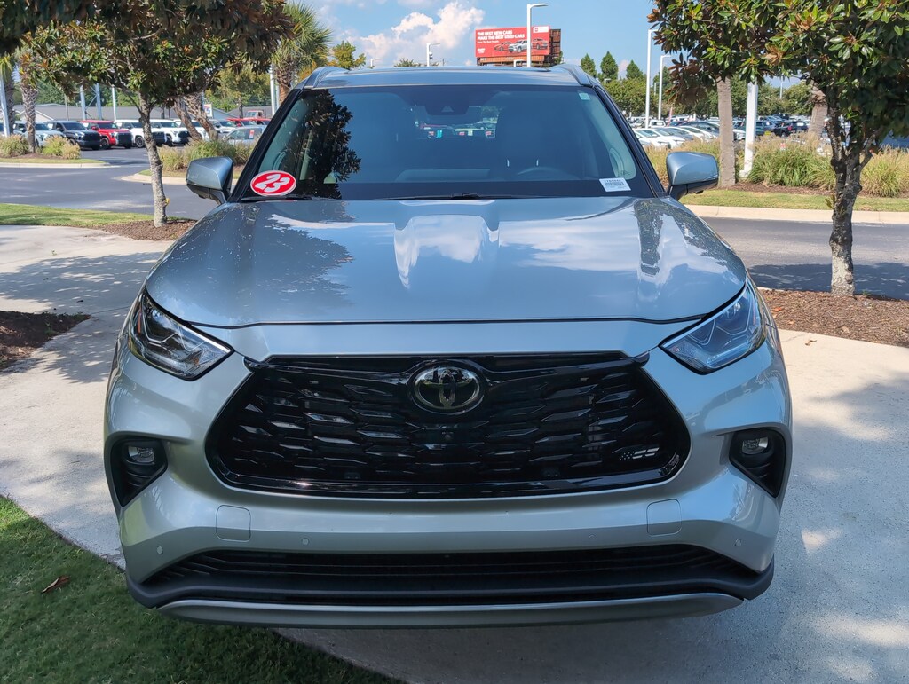 Used 2023 Toyota Highlander Platinum SUV