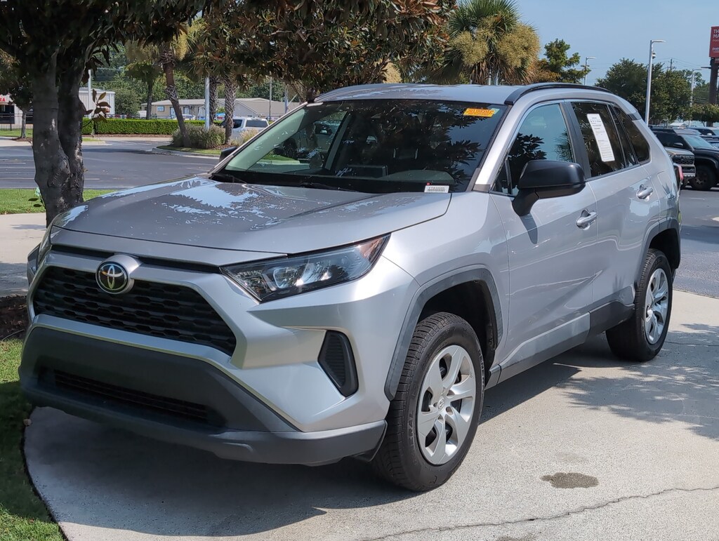 Used 2021 Toyota RAV4 LE SUV