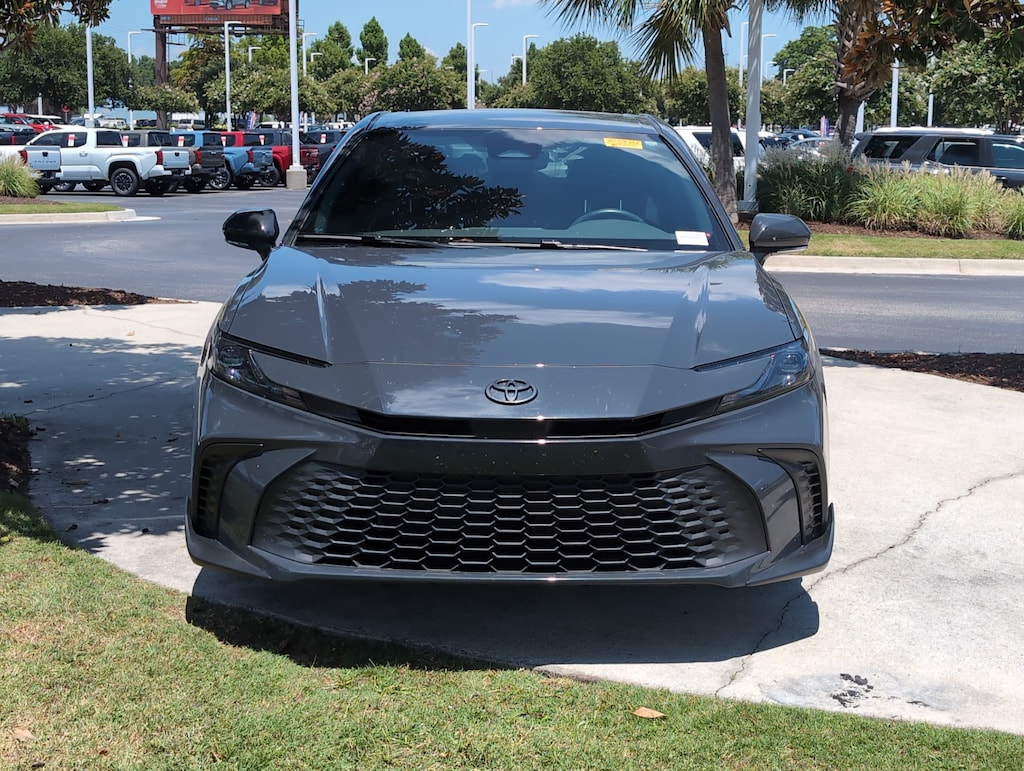 Certified 2025 Toyota Camry SE Sedan