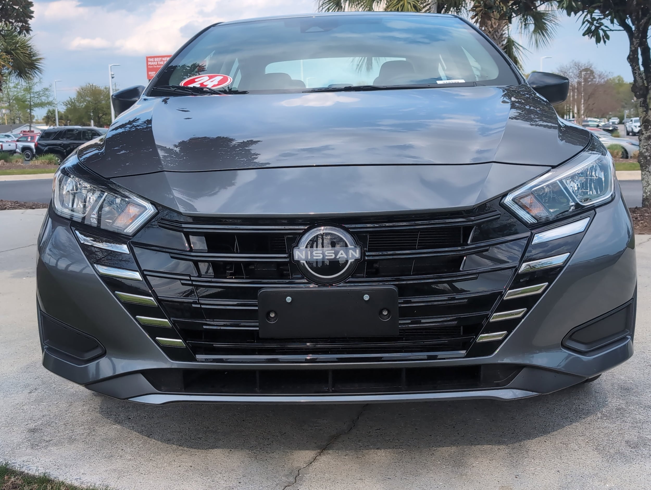 2024 Nissan Versa S photo 2