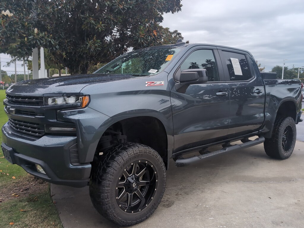 Used 2020 Chevrolet Silverado 1500 RST Pickup