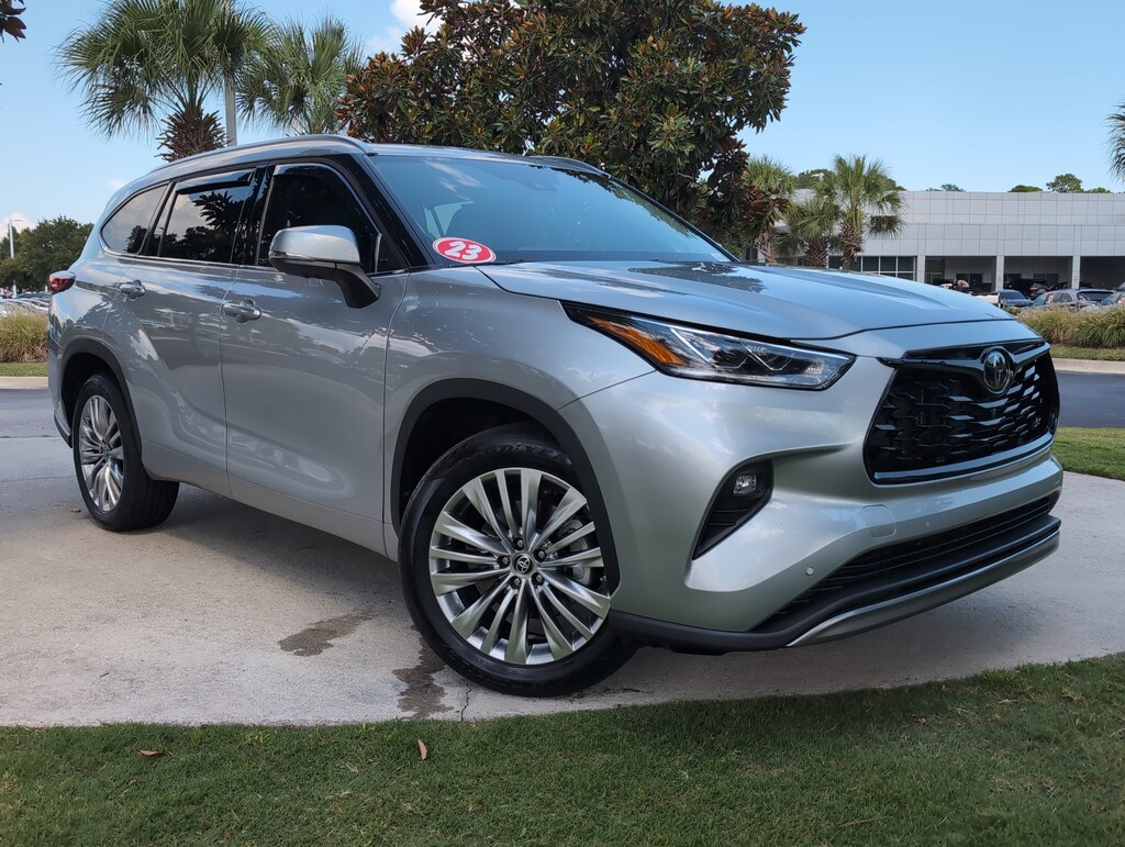 Used 2023 Toyota Highlander Platinum SUV