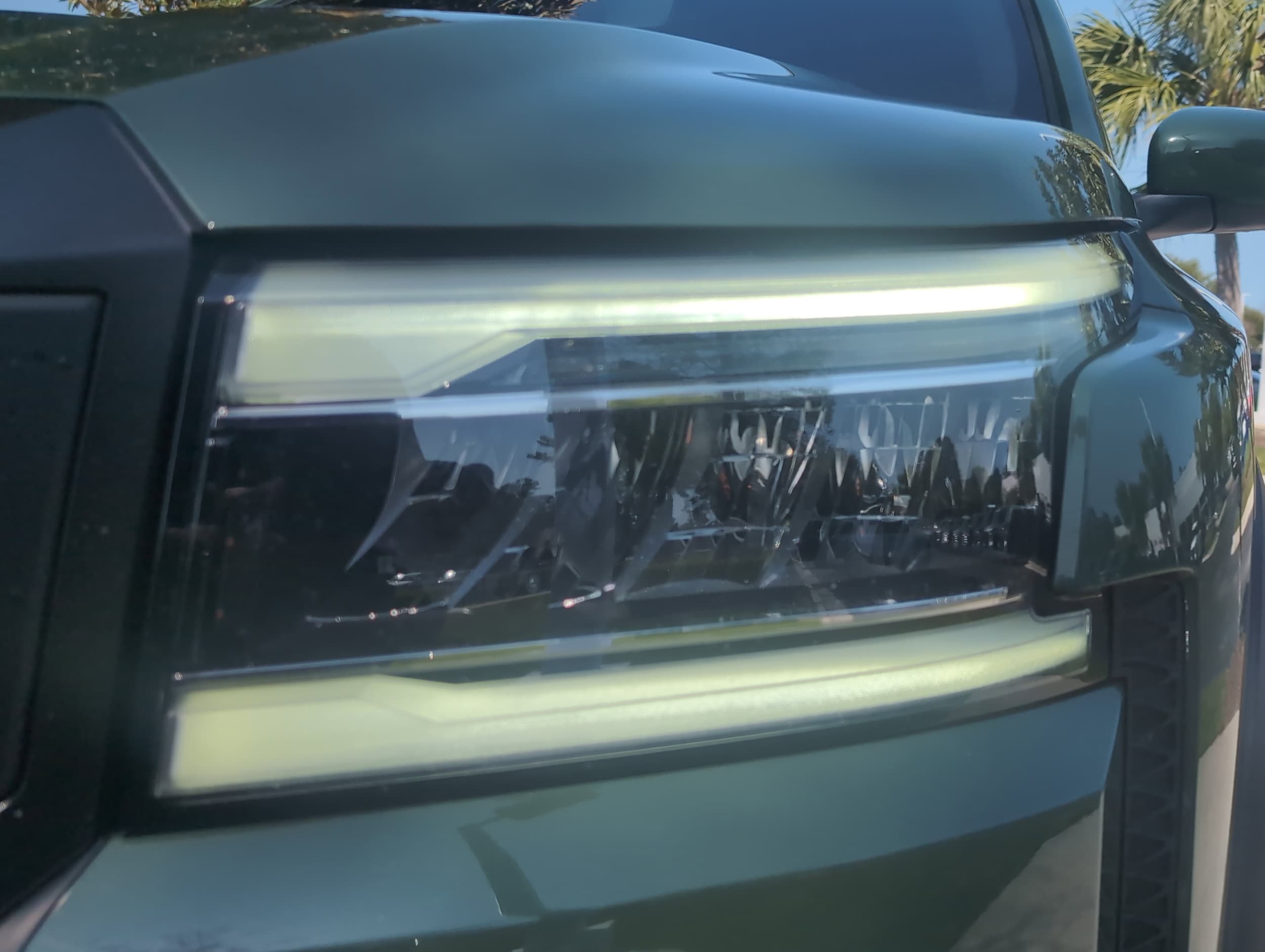 2025 Nissan Frontier PRO-4X photo 4