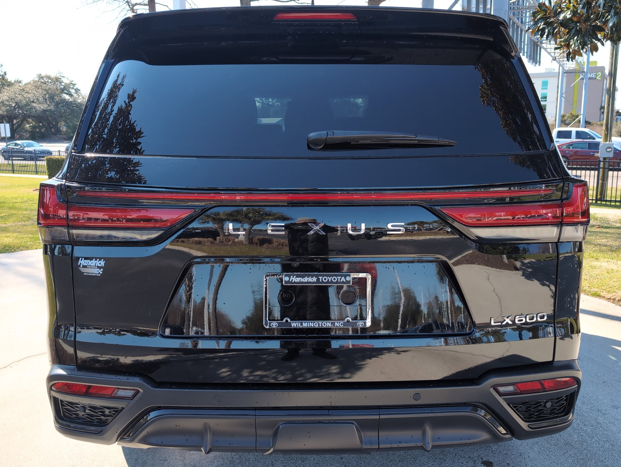 2024 LEXUS LX LX 600 F SPORT photo 3