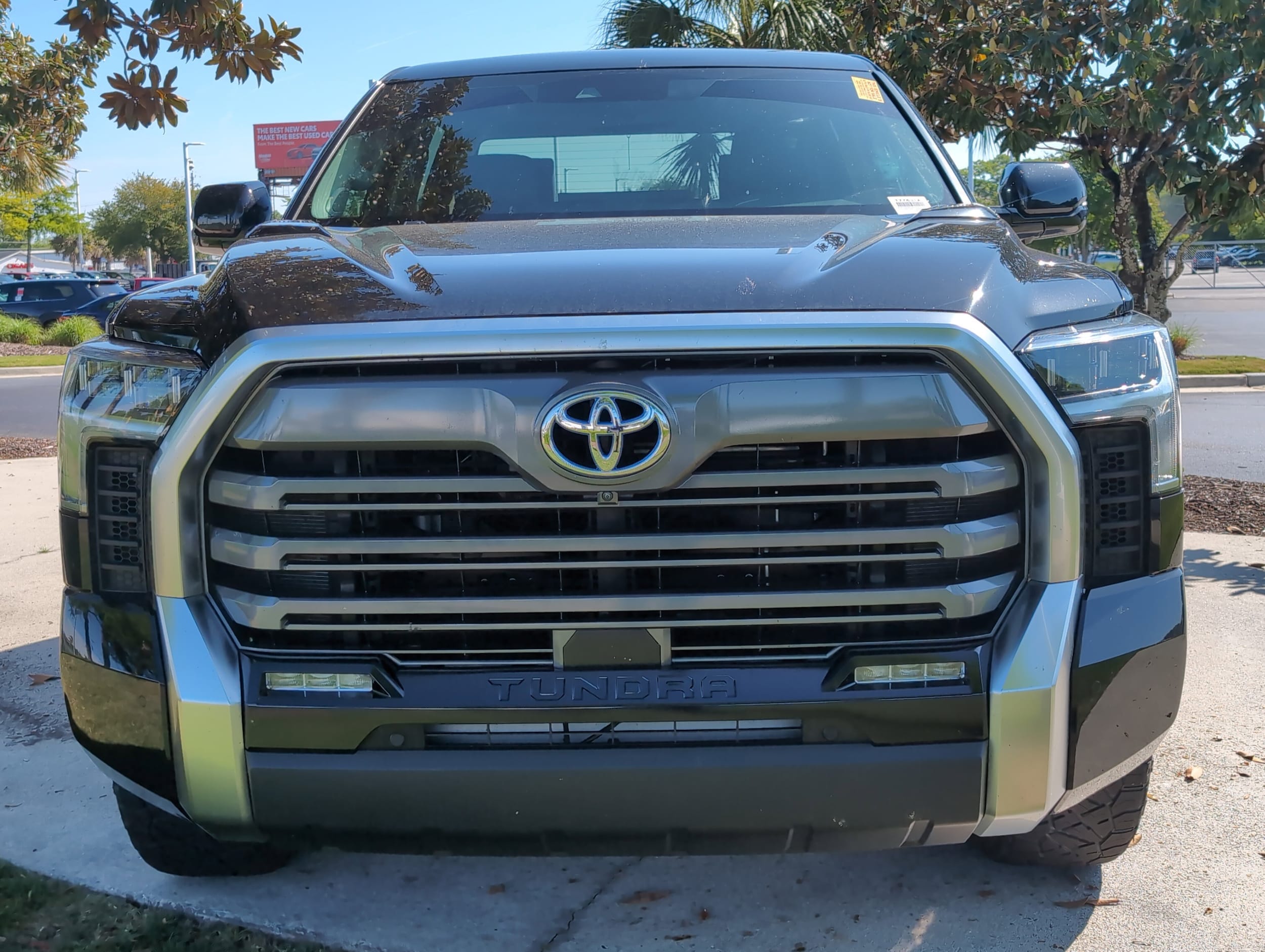 2024 Toyota Tundra 4WD Limited Hybrid photo 2