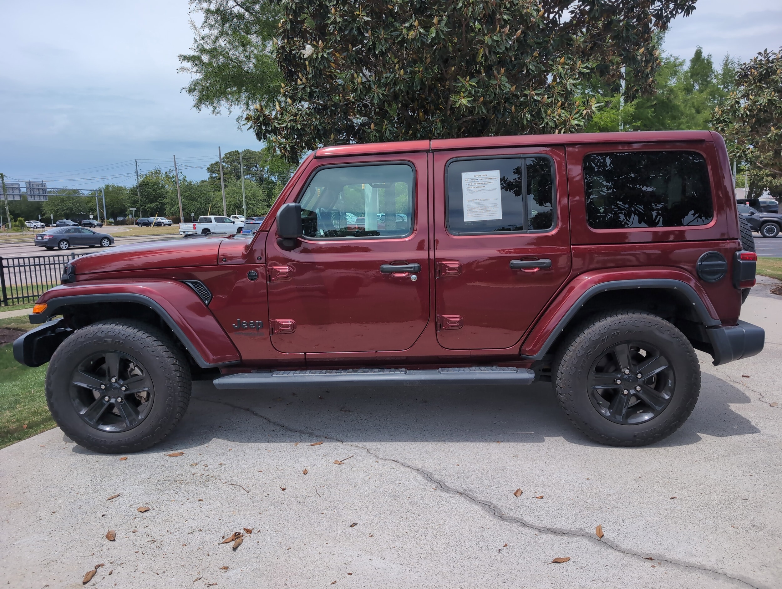 2021 Jeep Wrangler Unlimited Sahara Altitude photo 6