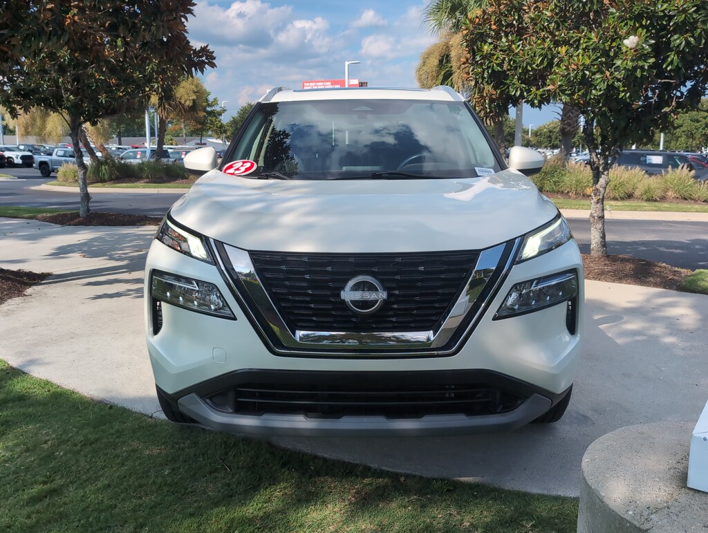 Used 2023 Nissan Rogue SV SUV