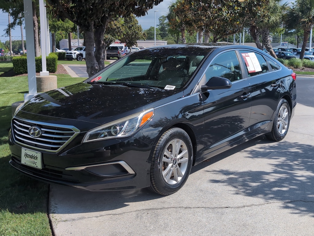 Used 2016 Hyundai Sonata 2.4L SE Sedan