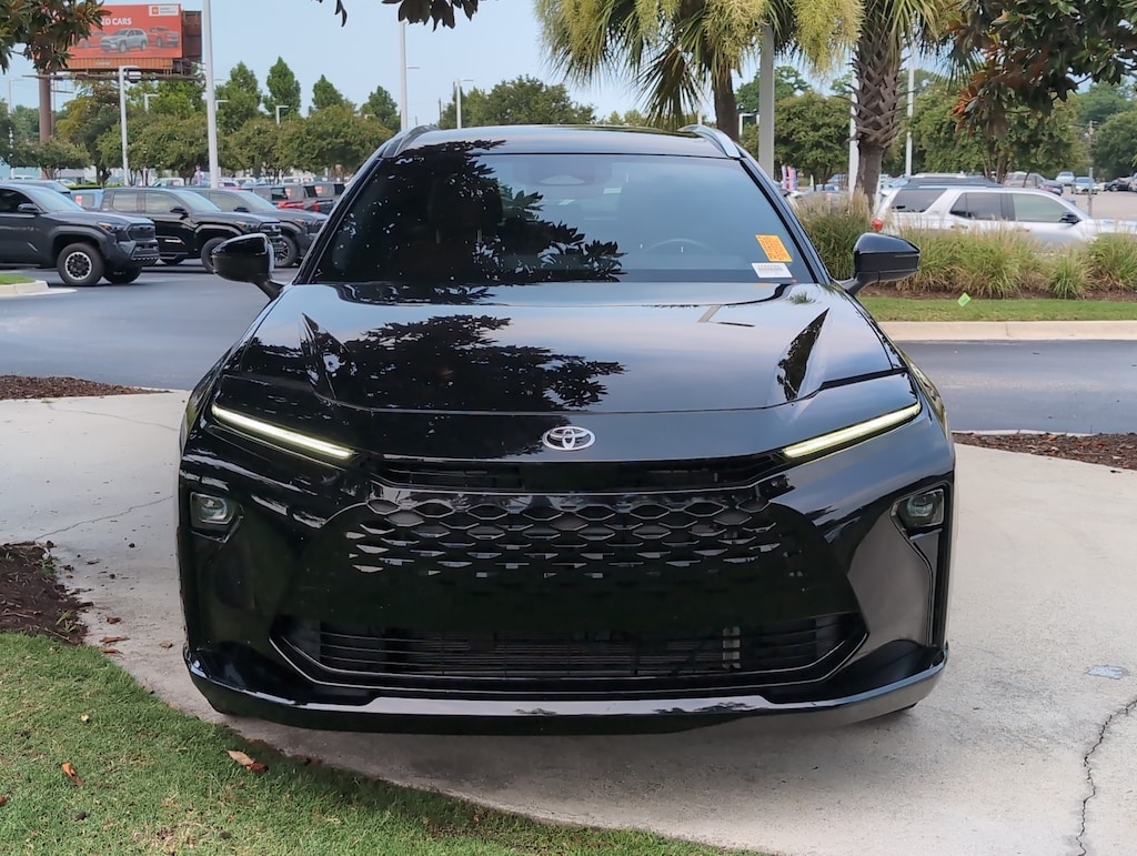 Certified 2025 Toyota Crown Signia XLE SUV