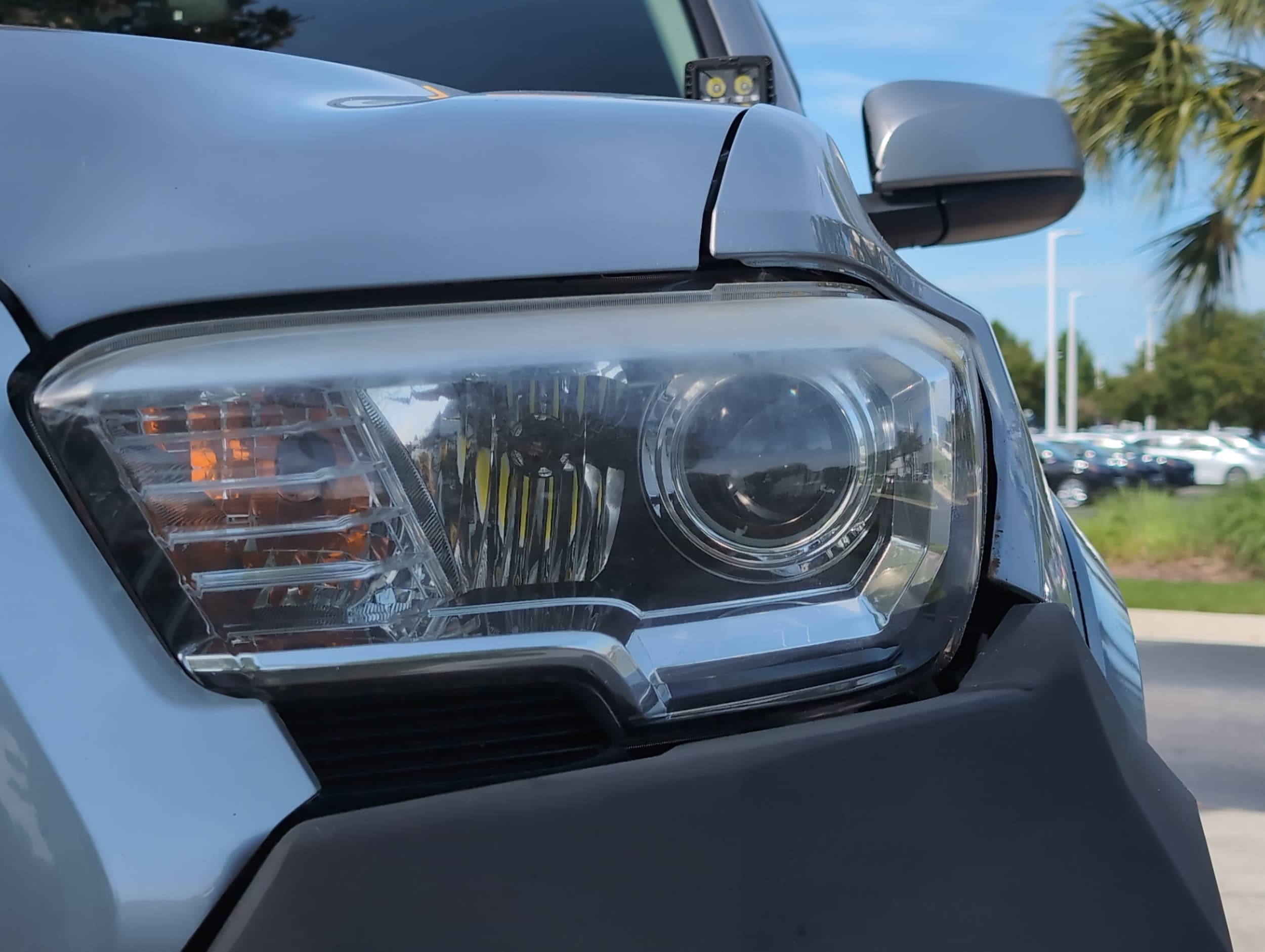 2018 Toyota Tacoma SR5 photo 6