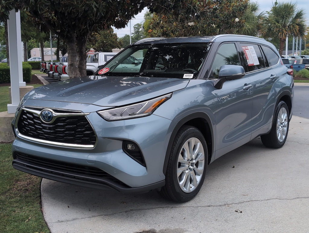 Used 2020 Toyota Highlander Hybrid Limited SUV