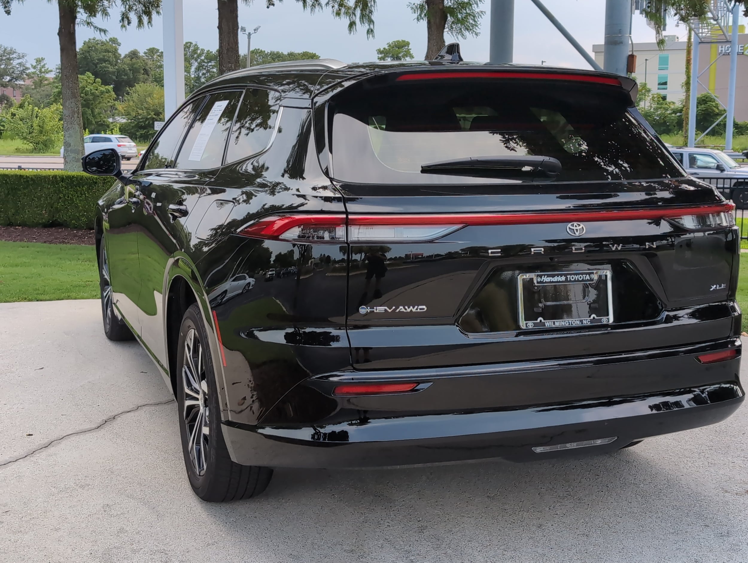 Toyota Crown Signia XLE