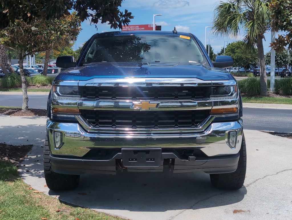 Used 2018 Chevrolet Silverado 1500 LT Pickup