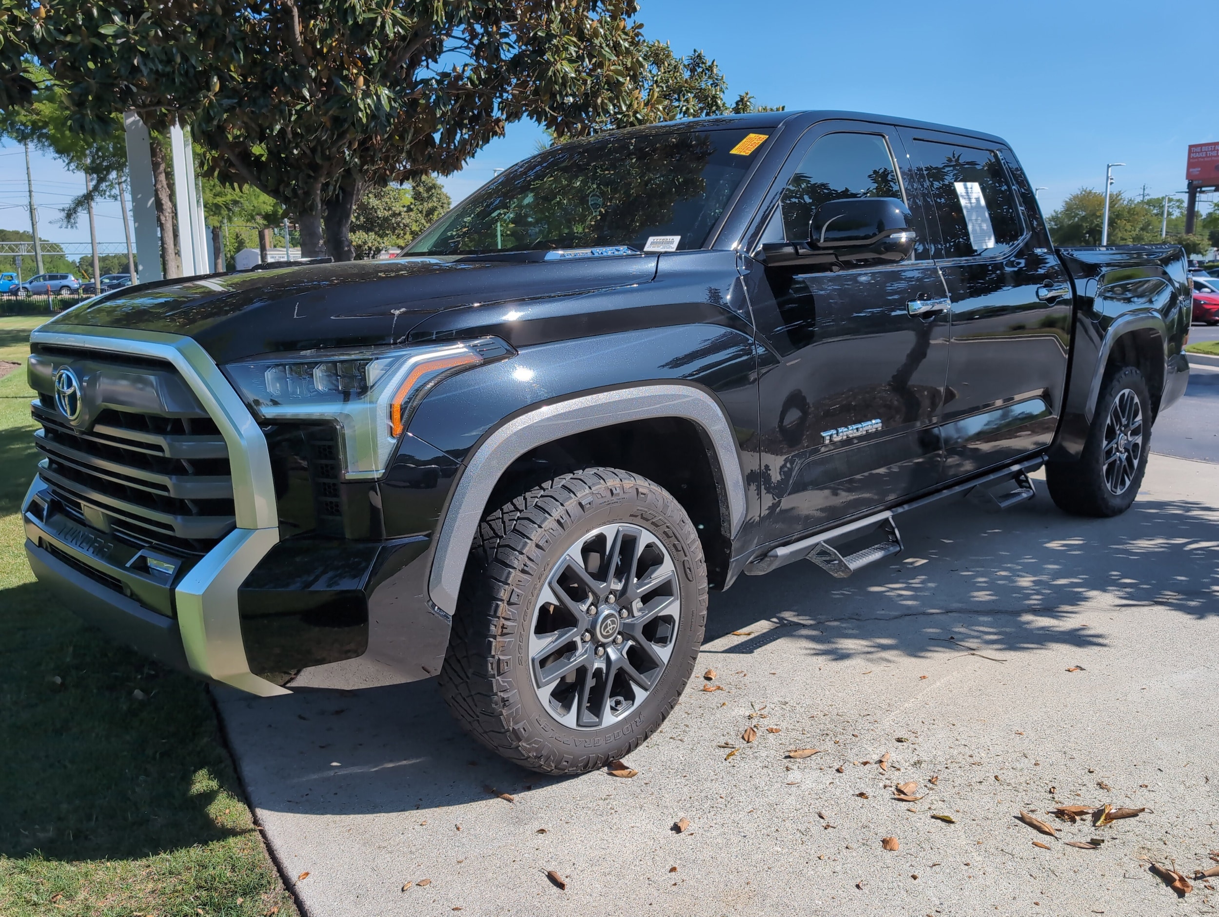 2024 Toyota Tundra 4WD Limited Hybrid photo 4
