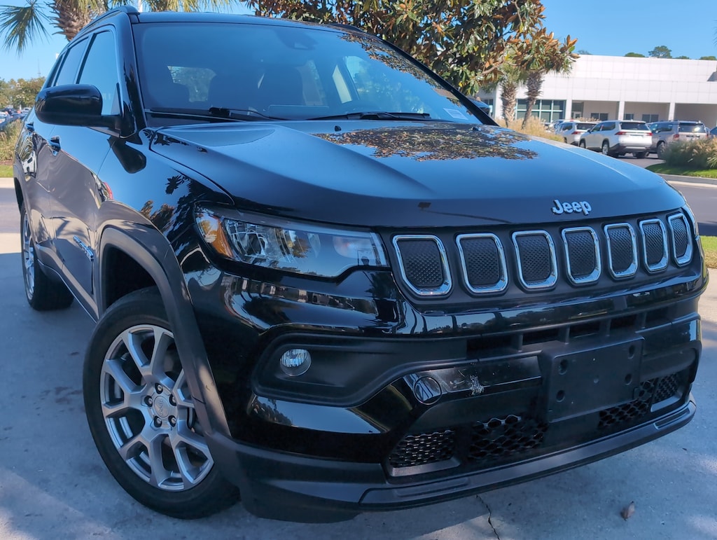 Used 2022 Jeep Compass Latitude Lux SUV
