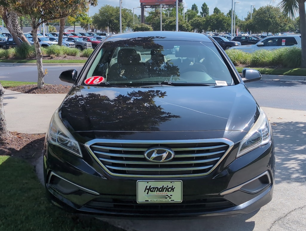 Used 2016 Hyundai Sonata 2.4L SE Sedan