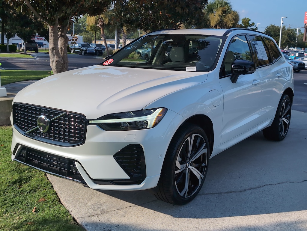 Used 2025 Volvo XC60 Plug-In Hybrid Ultra SUV