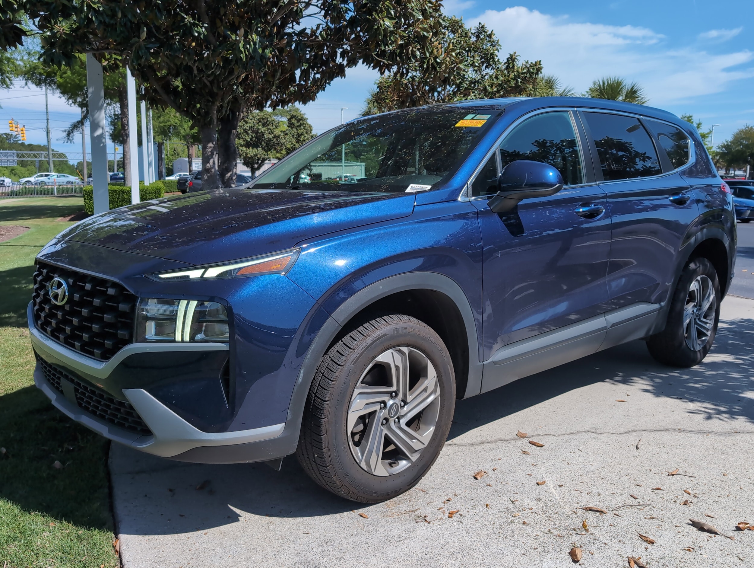 2022 Hyundai Santa Fe SE photo 4