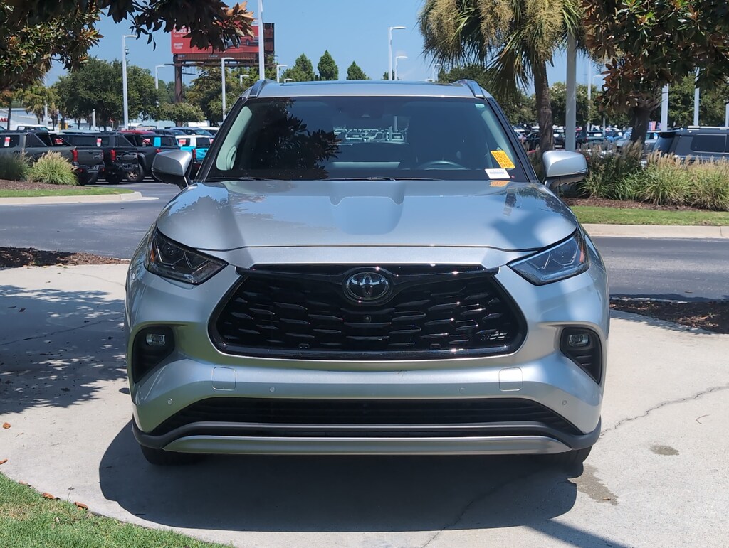 Used 2023 Toyota Highlander Platinum SUV