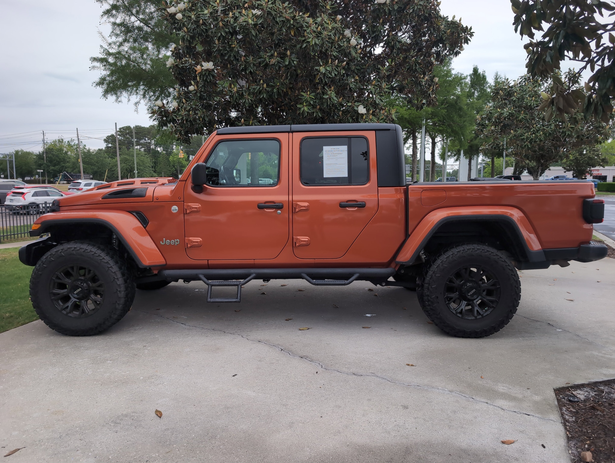 2021 Jeep Gladiator Overland photo 6