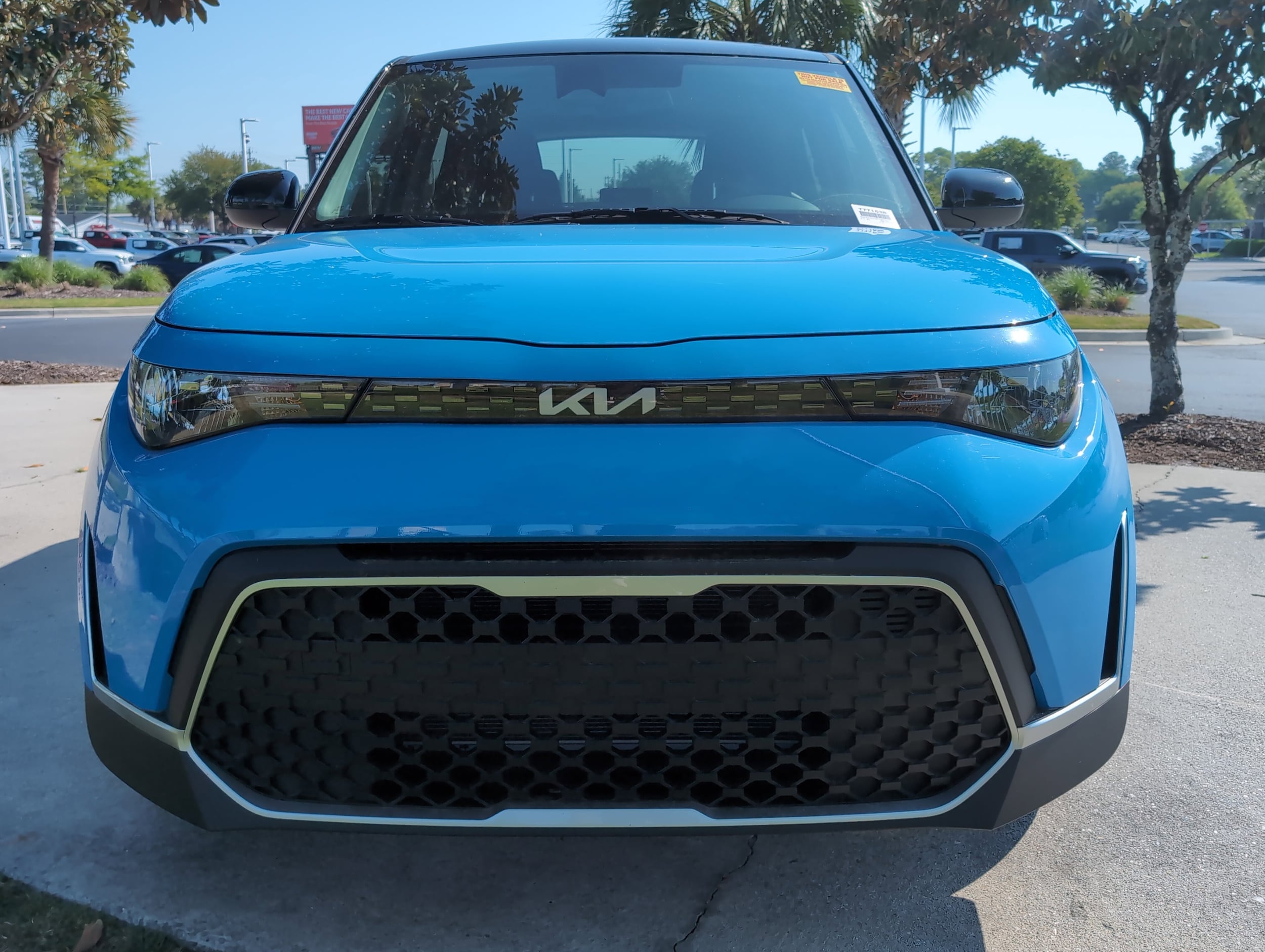 2024 Kia Soul S photo 2