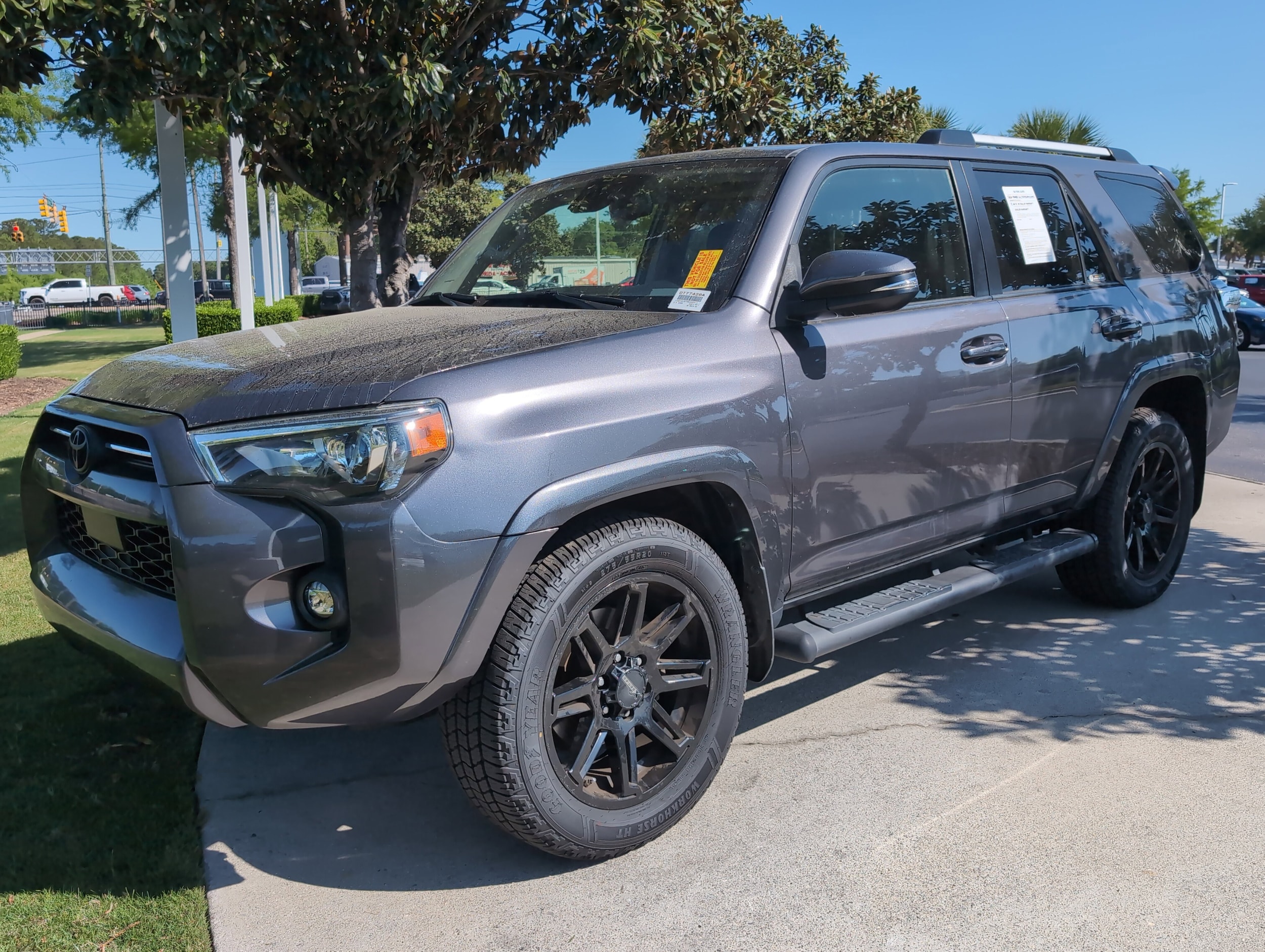 2021 Toyota 4Runner SR5 Premium photo 5