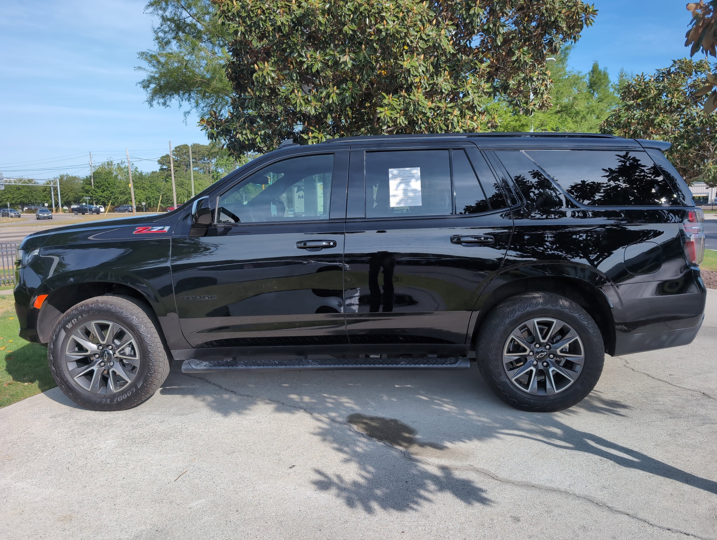 2024 Chevrolet Tahoe Z71 photo 6