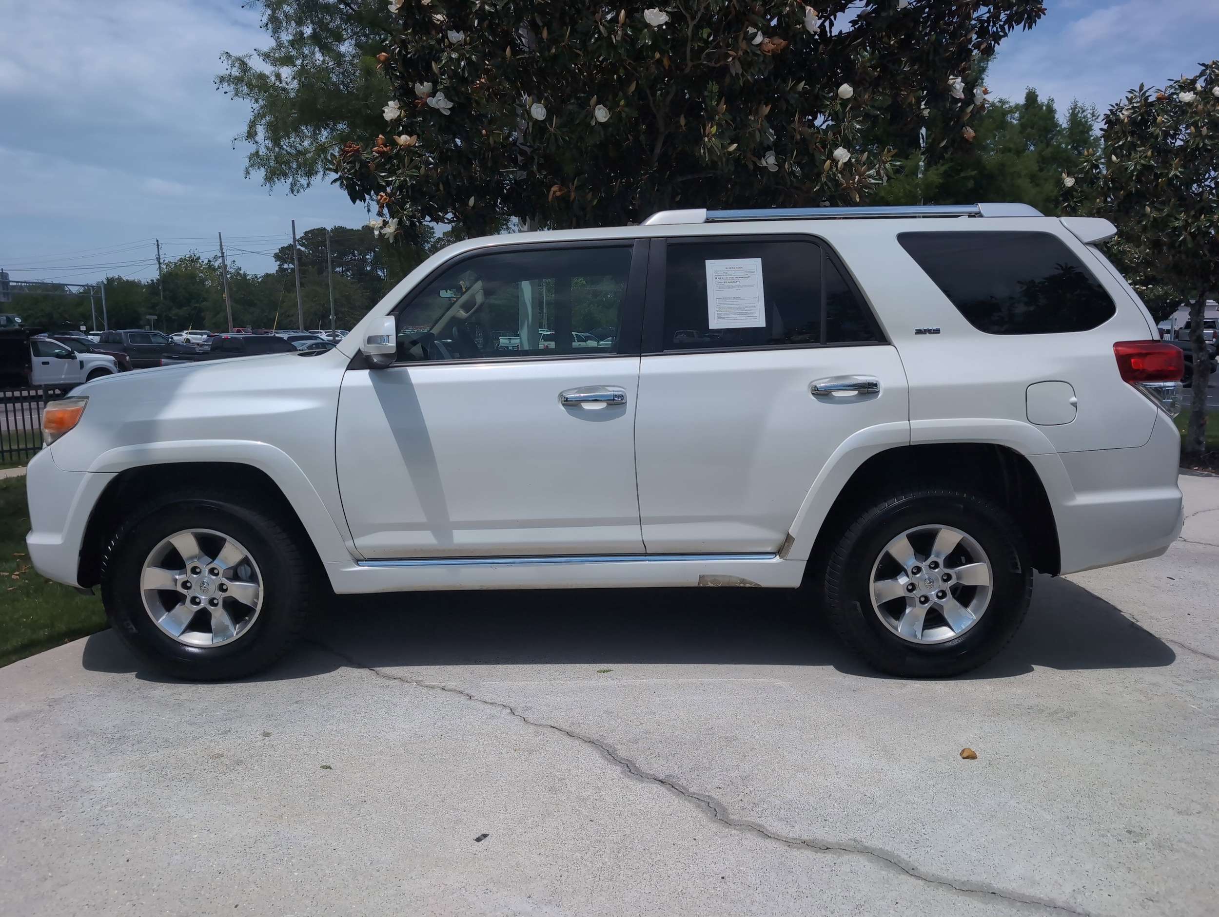 2011 Toyota 4Runner SR5 photo 6