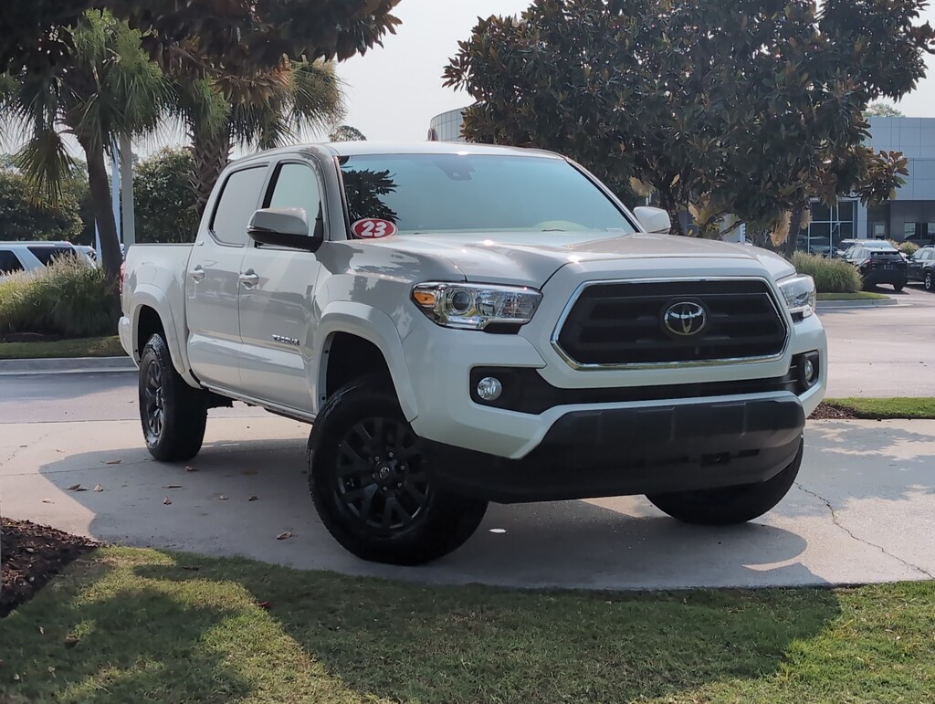 Used 2023 Toyota Tacoma 4WD SR5 Pickup