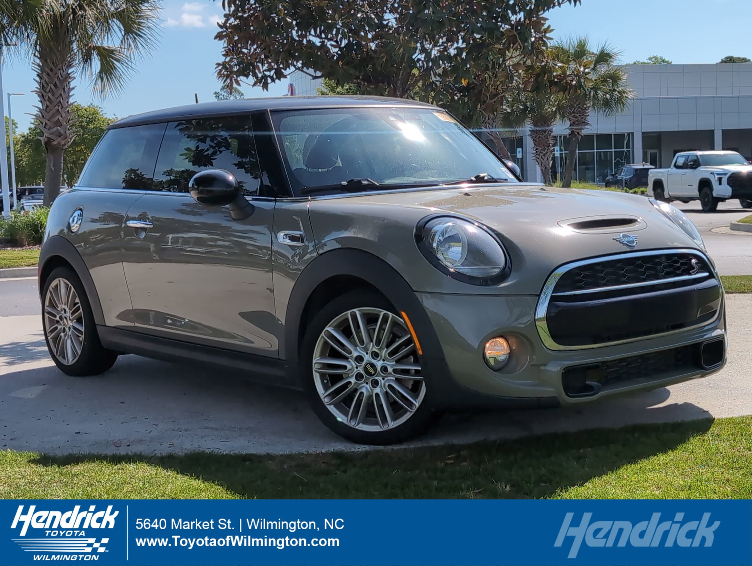 2019 MINI Hardtop 2 Door Hatchback 