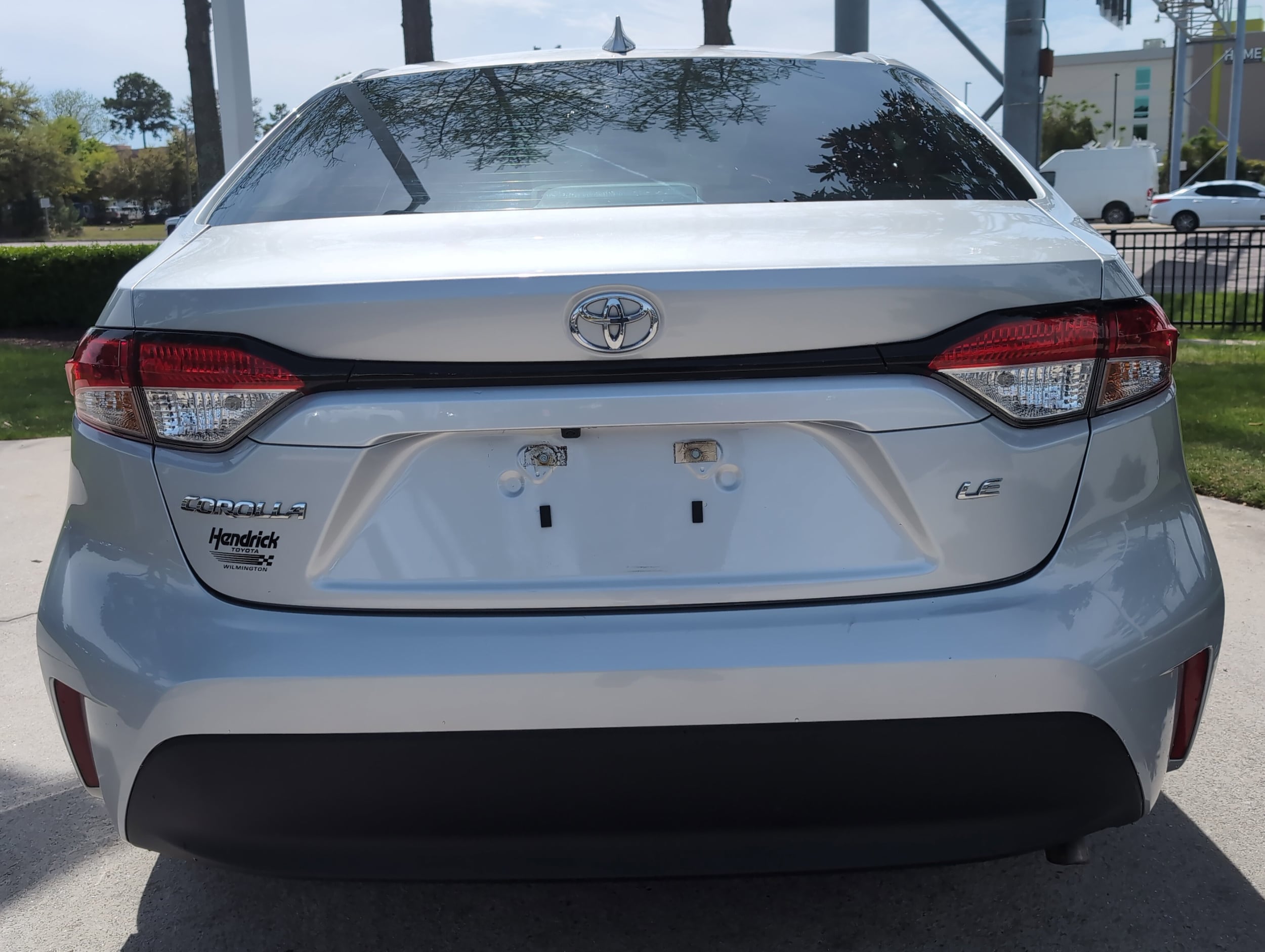 2024 Toyota Corolla LE photo 3