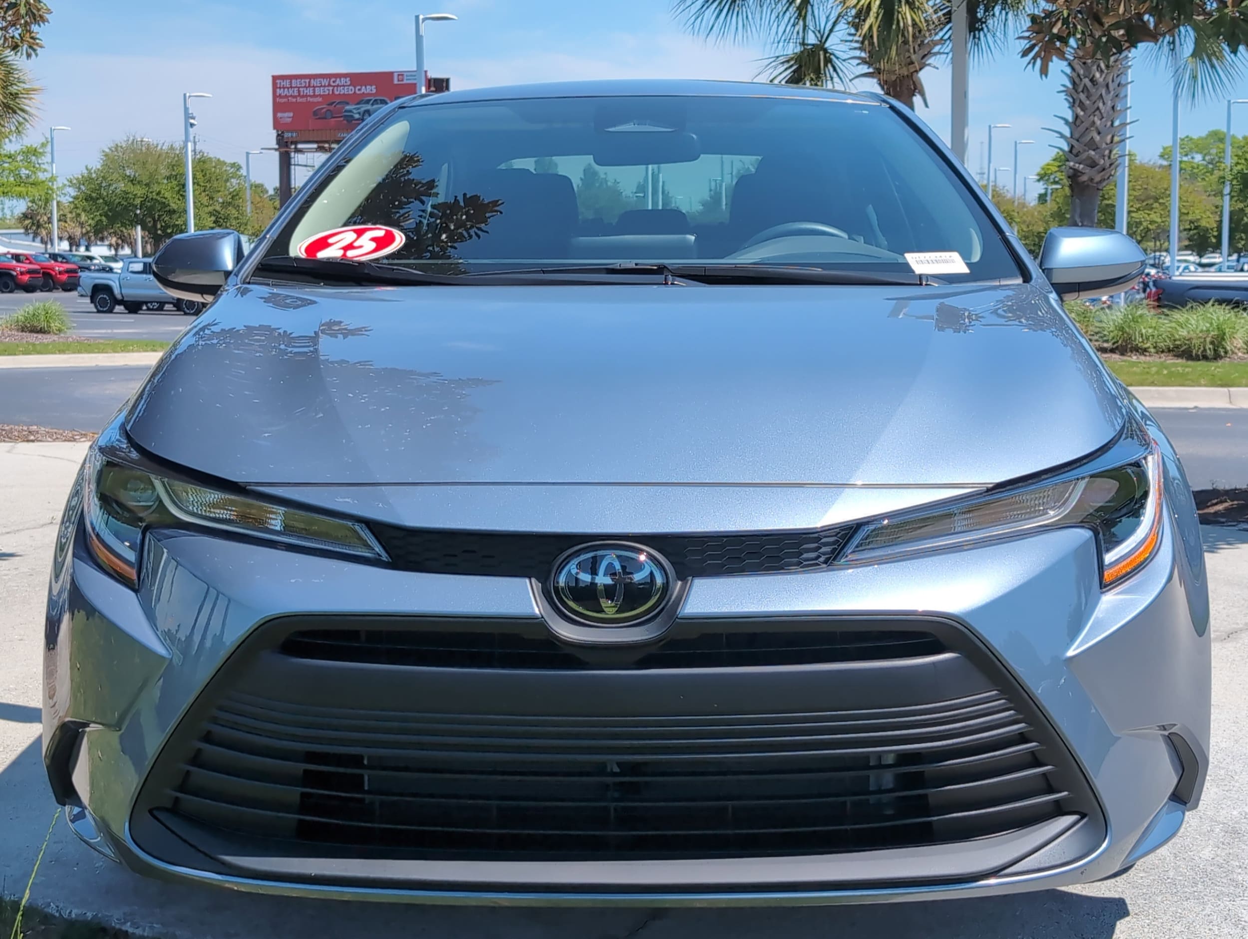 2025 Toyota Corolla LE photo 2