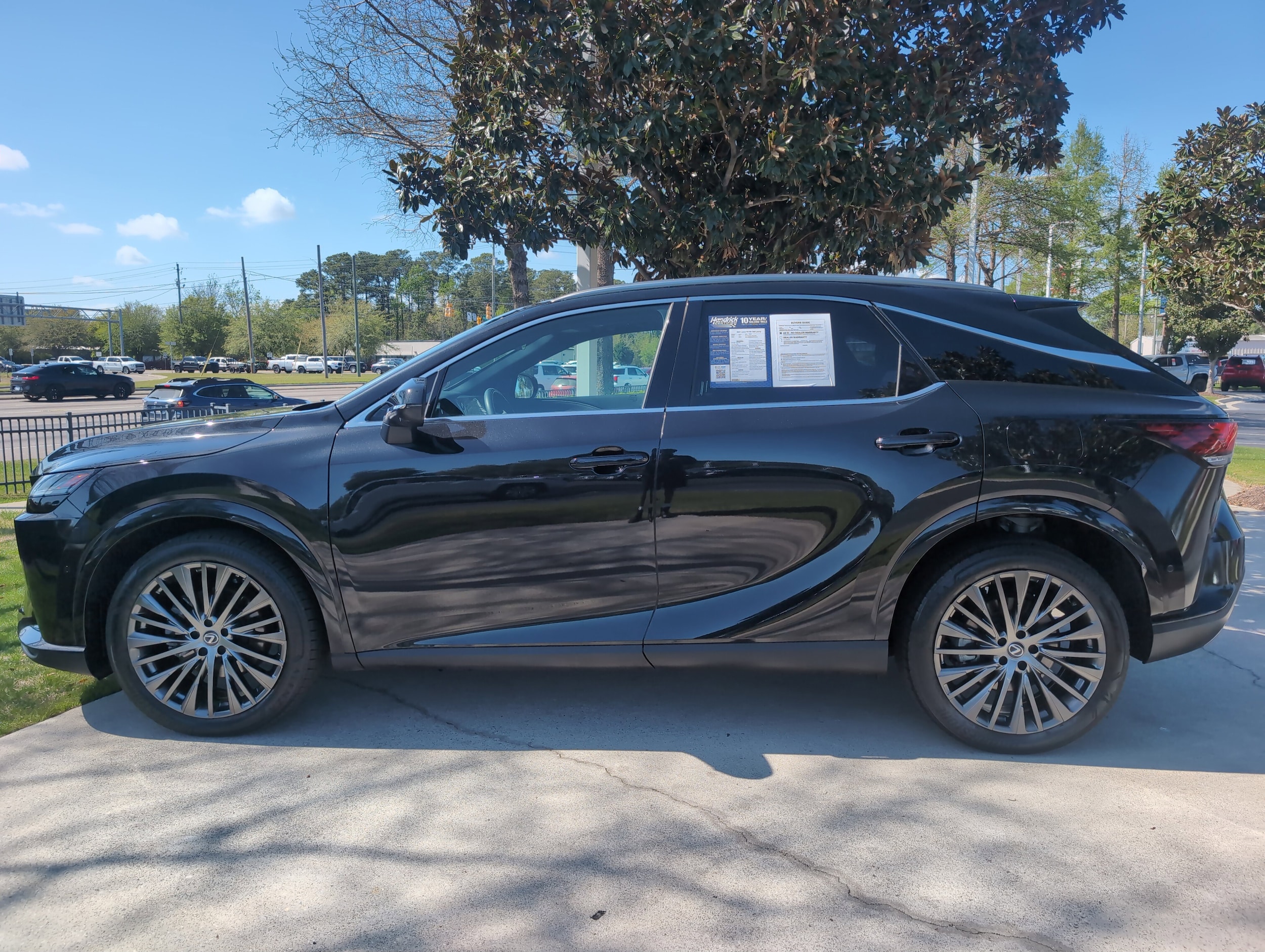 2023 LEXUS RX RX 350 Luxury photo 5