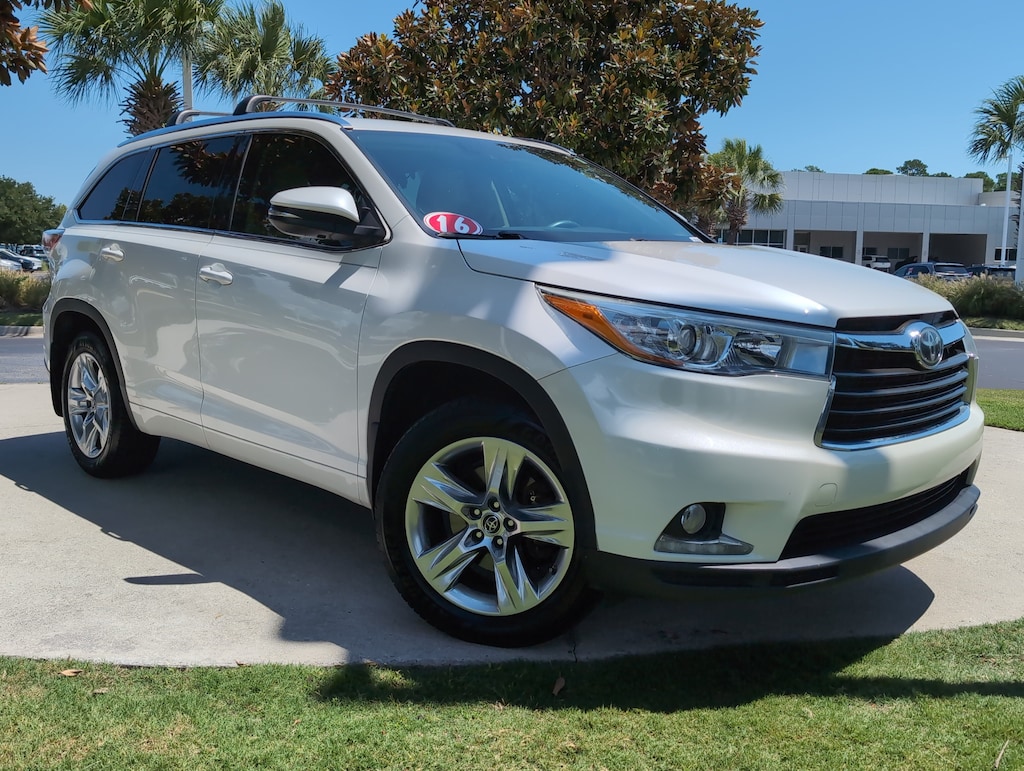 Used 2016 Toyota Highlander Limited SUV