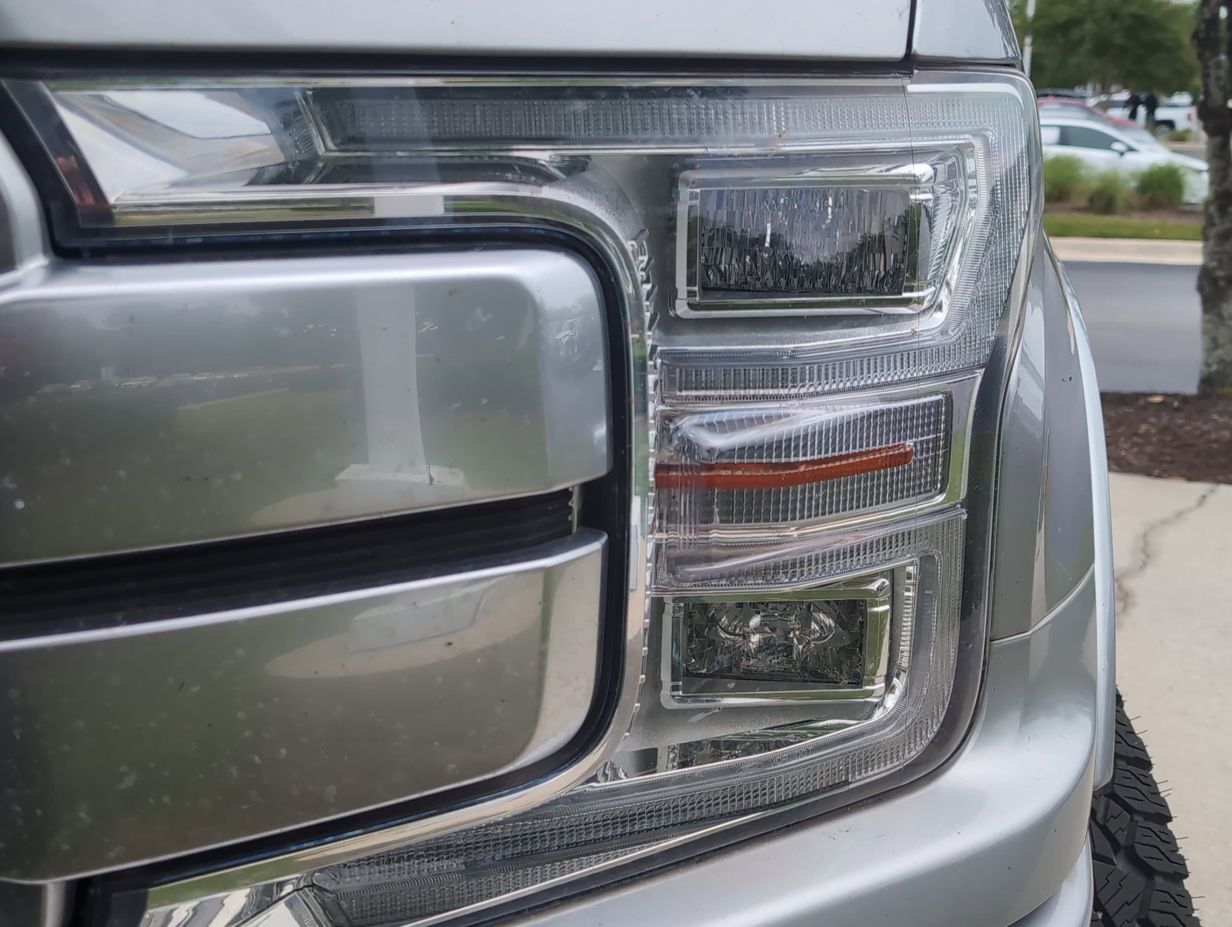 2020 Ford F-150 Platinum photo 6