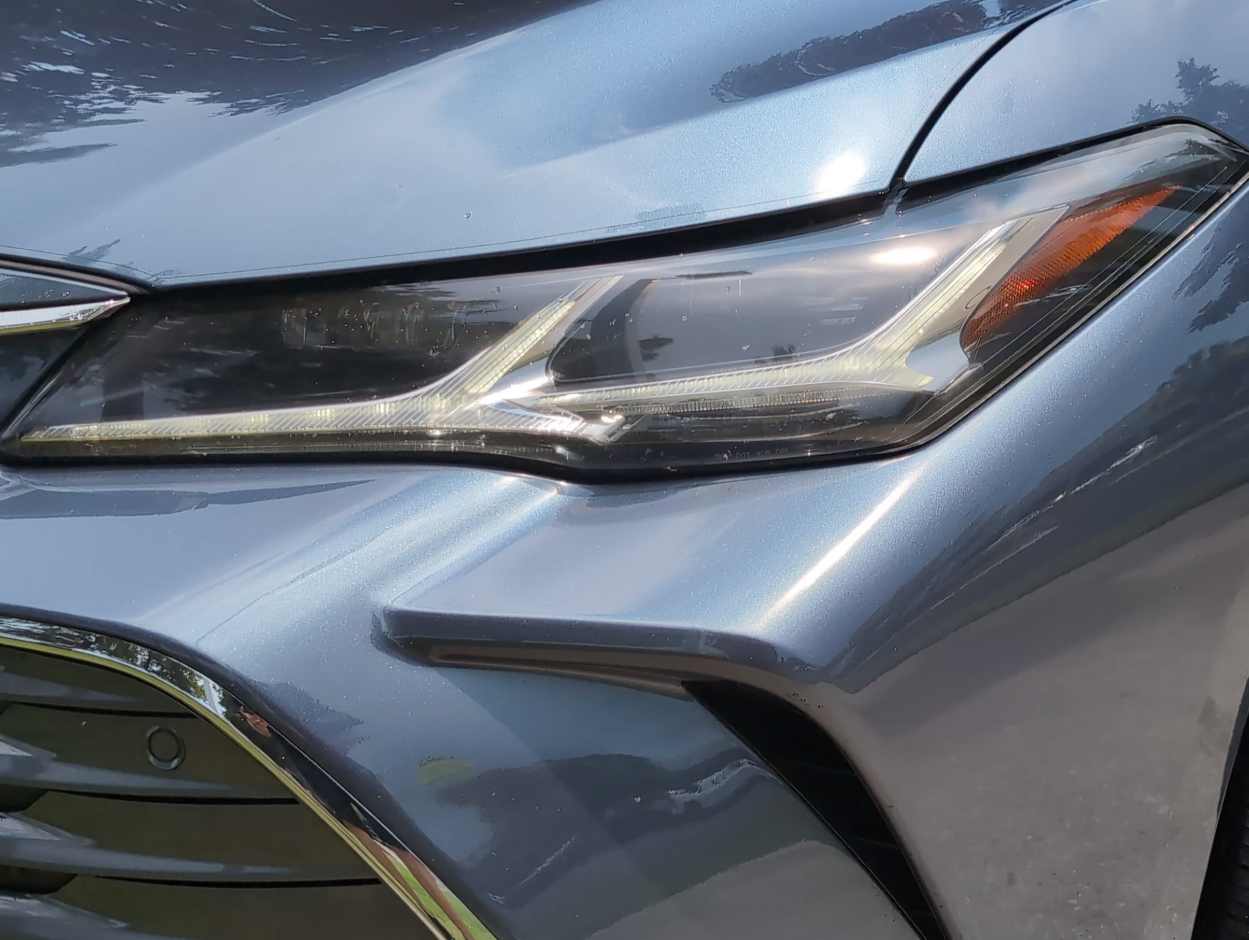 Toyota Avalon Hybrid Limited