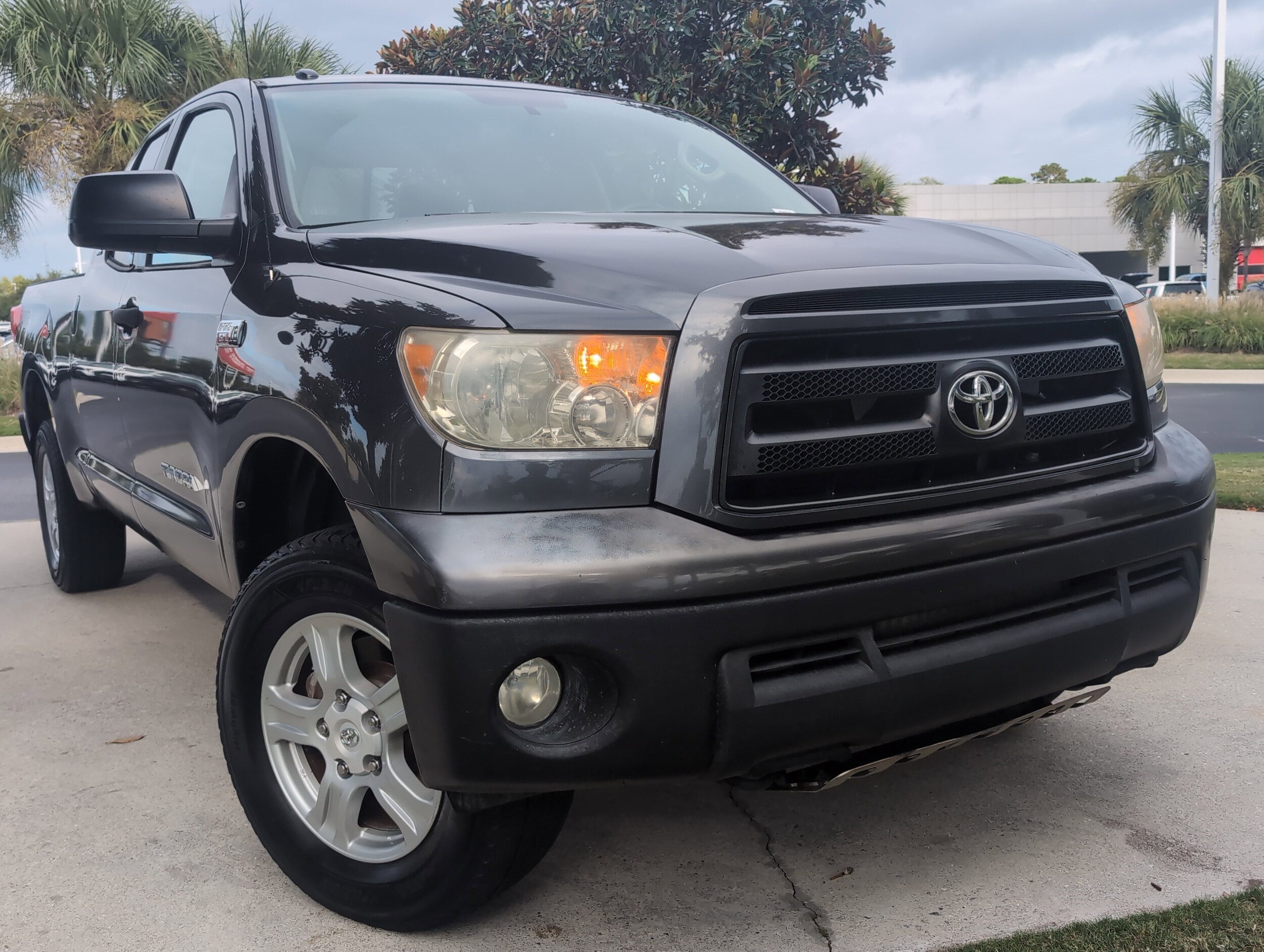 2012 Toyota Tundra SR5 photo 2