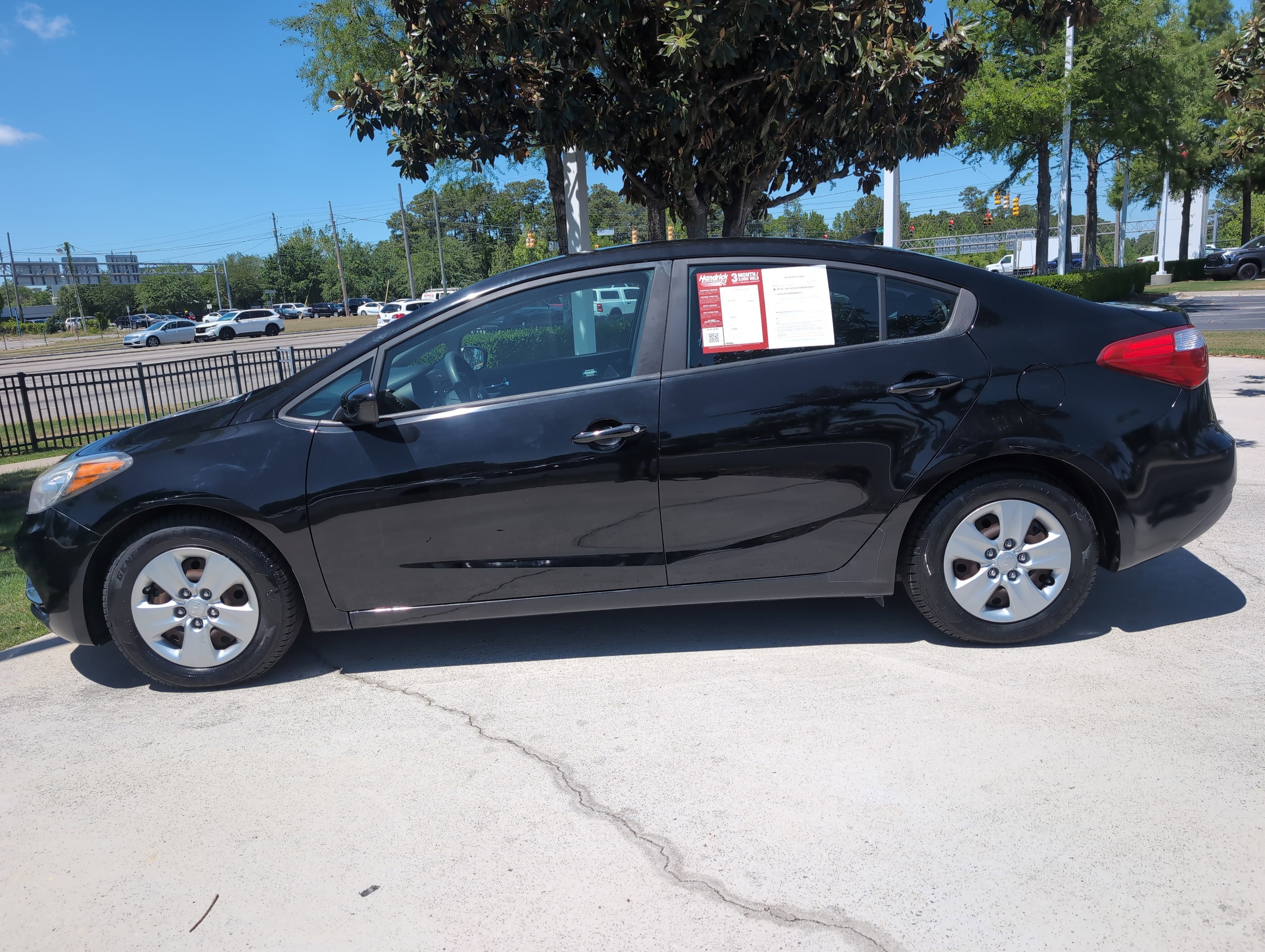 2016 Kia Forte LX photo 6