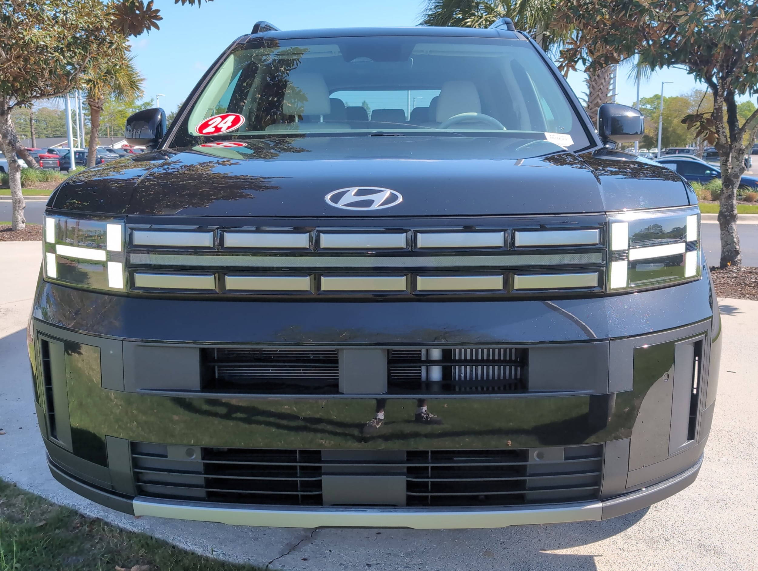 2024 Hyundai Santa Fe SEL photo 2