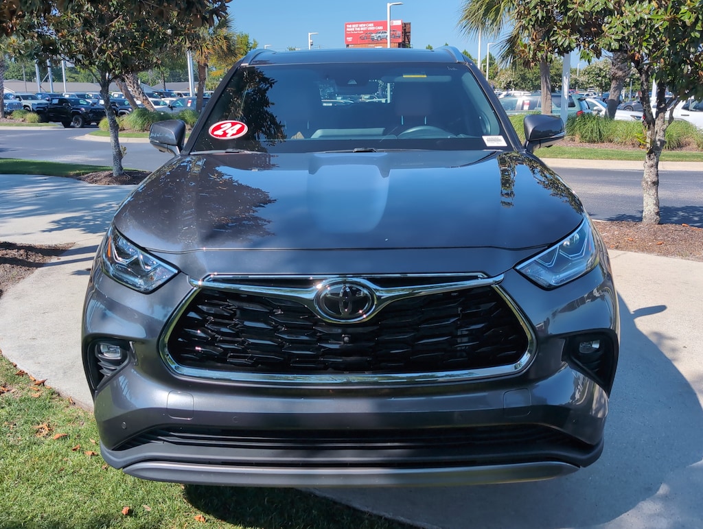 Certified 2024 Toyota Highlander Platinum SUV
