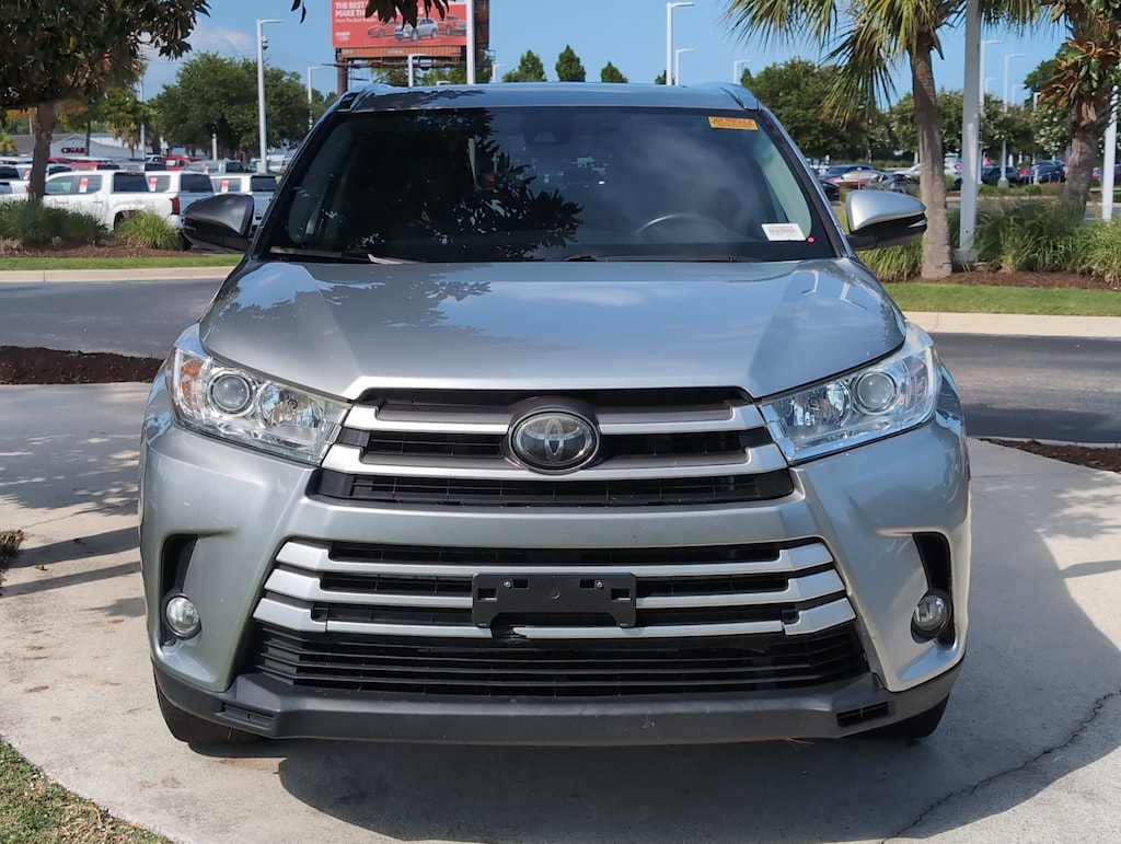 Used 2019 Toyota Highlander XLE SUV