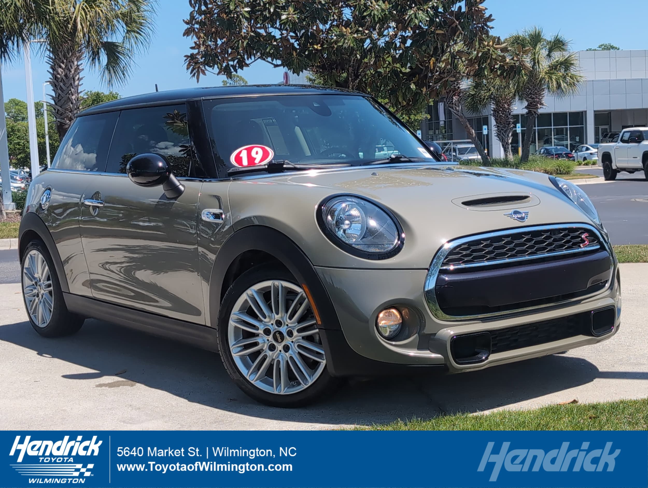 2019 MINI Hardtop 2 Door Hatchback 