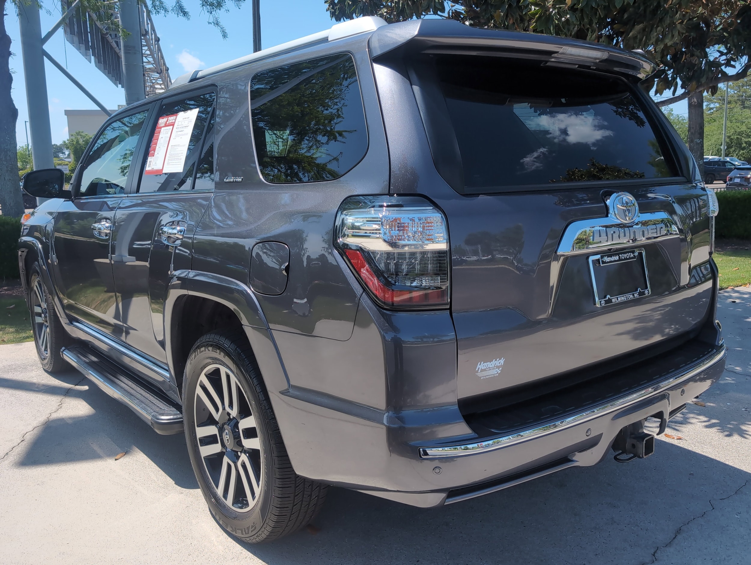 2022 Toyota 4Runner Limited photo 6